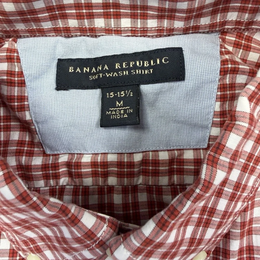 Banana Republic Soft Wash Shirt Mens Medium Red Button Up Long Sleeves Gingham